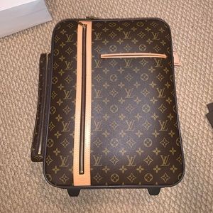 LOUIS VUITTON CARRY ON // SMALL ROLLING LUGGING